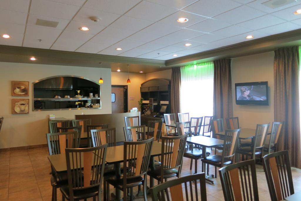 Days Inn By Wyndham Lévis Kültér fotó