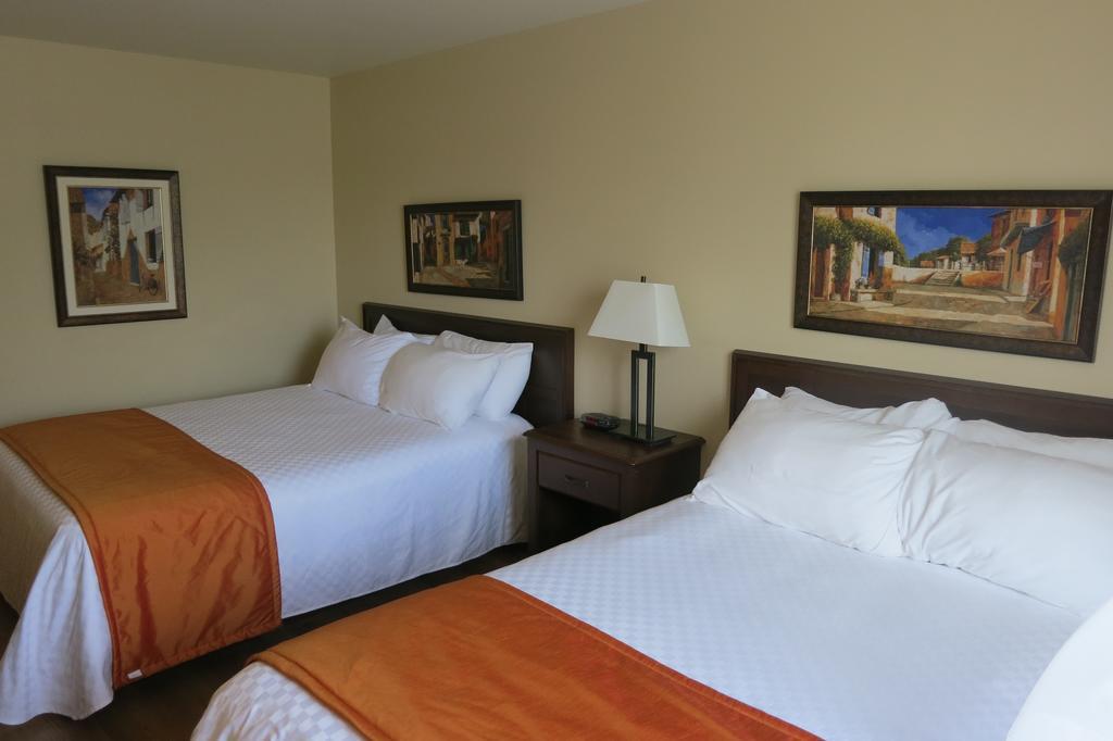 Days Inn By Wyndham Lévis Szoba fotó