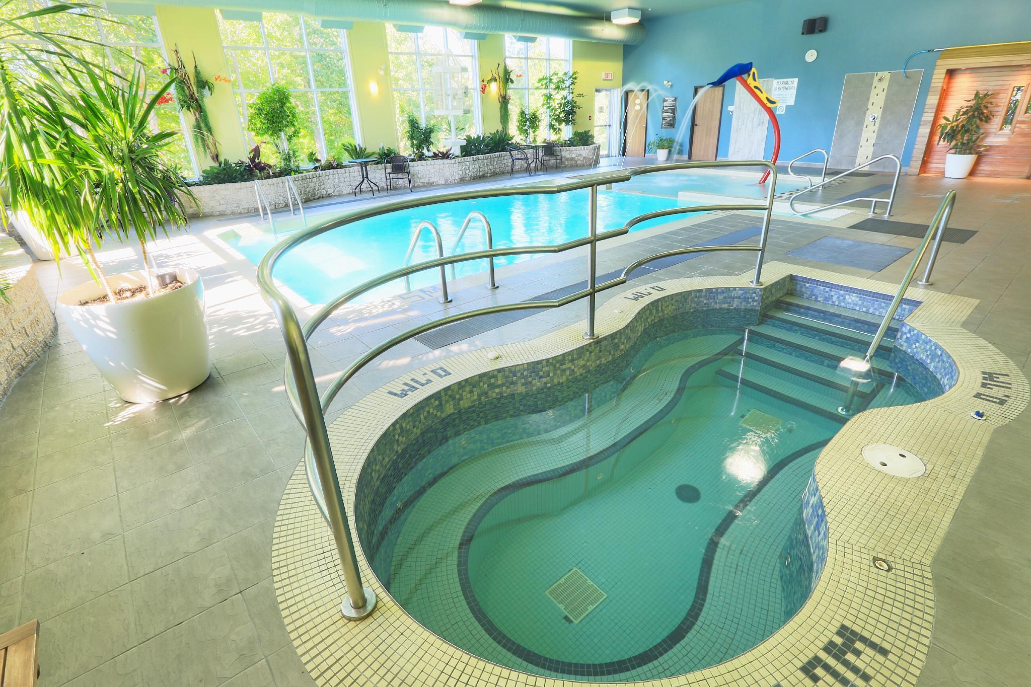 Days Inn By Wyndham Lévis Kültér fotó